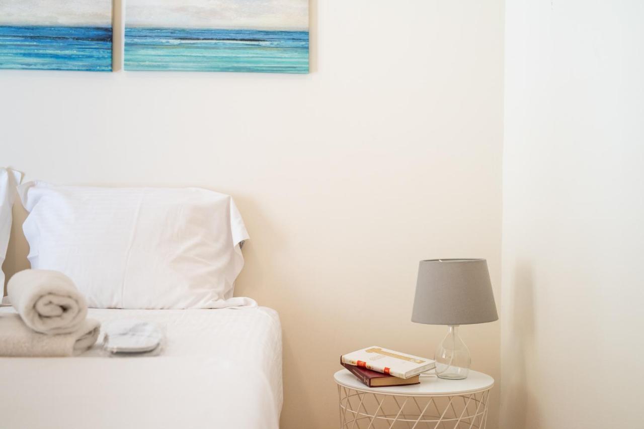 Two Bedroom Apt In Syntagma - Ermou Area Atene Esterno foto