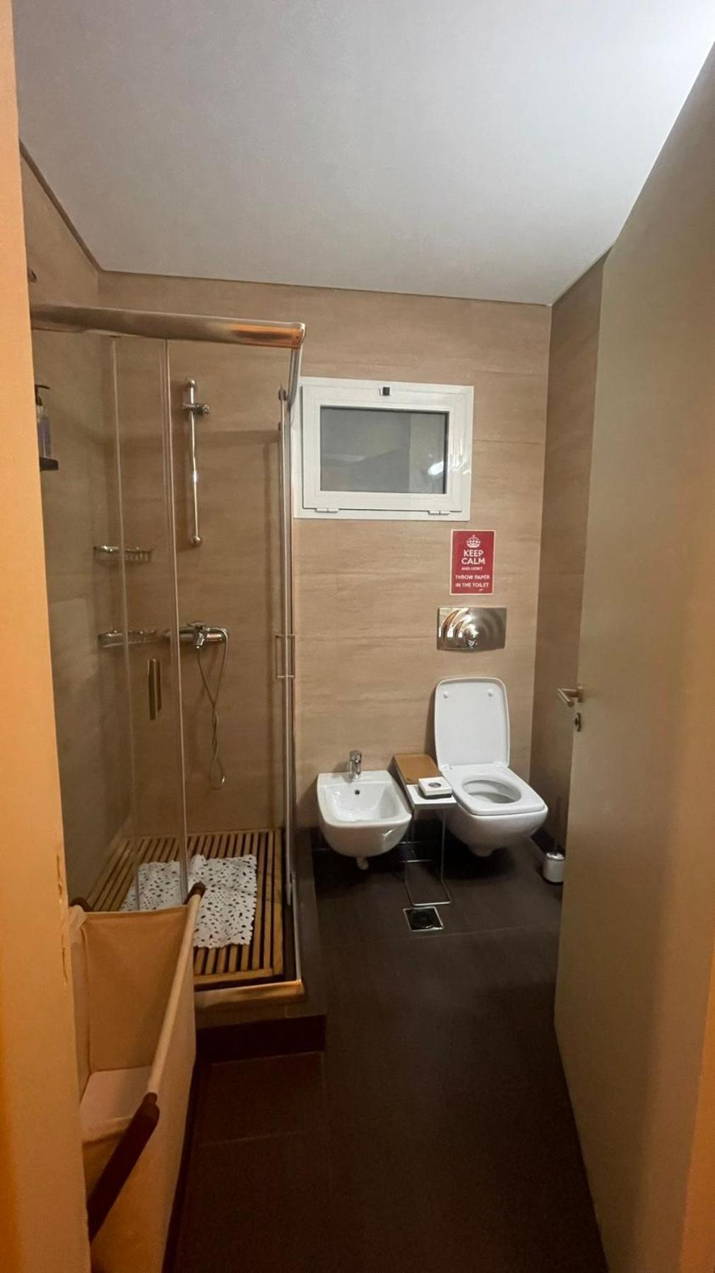 Two Bedroom Apt In Syntagma - Ermou Area Atene Esterno foto